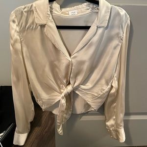 Wilfred’s crop button up/tie front blouse